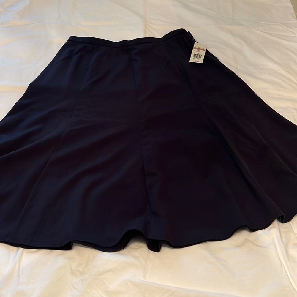 Kim Rogers size 12 casual DK Navy skirt